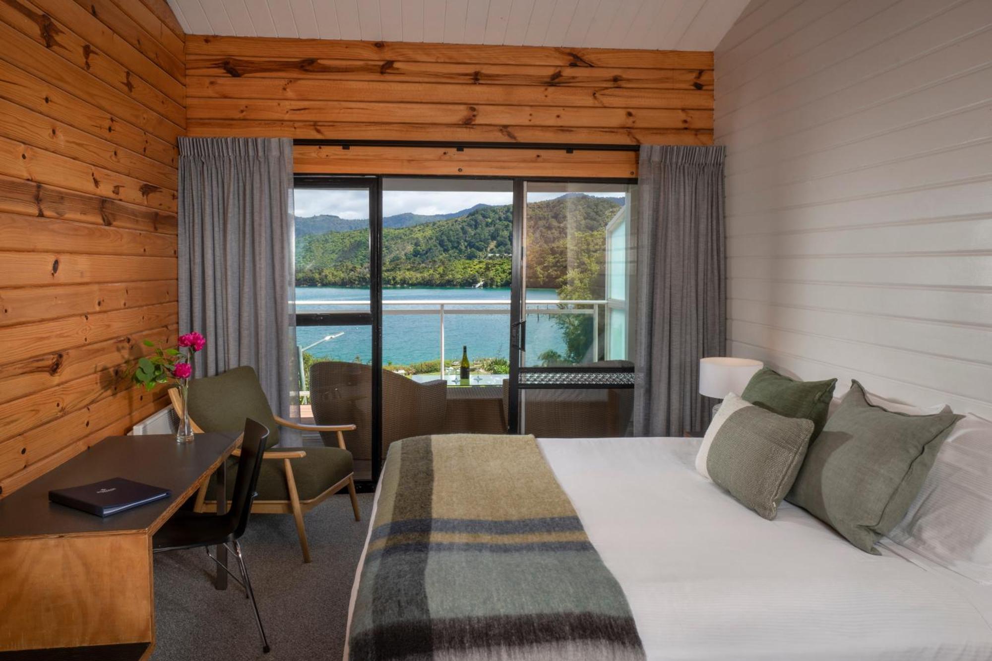 The Portage Resort Экстерьер фото
