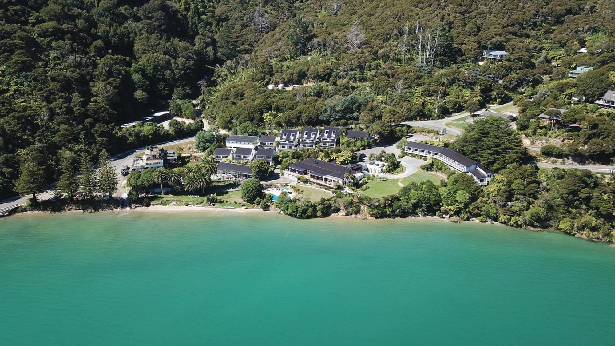 The Portage Resort Экстерьер фото